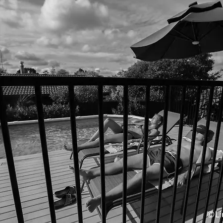 Swimming Pool Holiday Villa Auckland Exterior photo